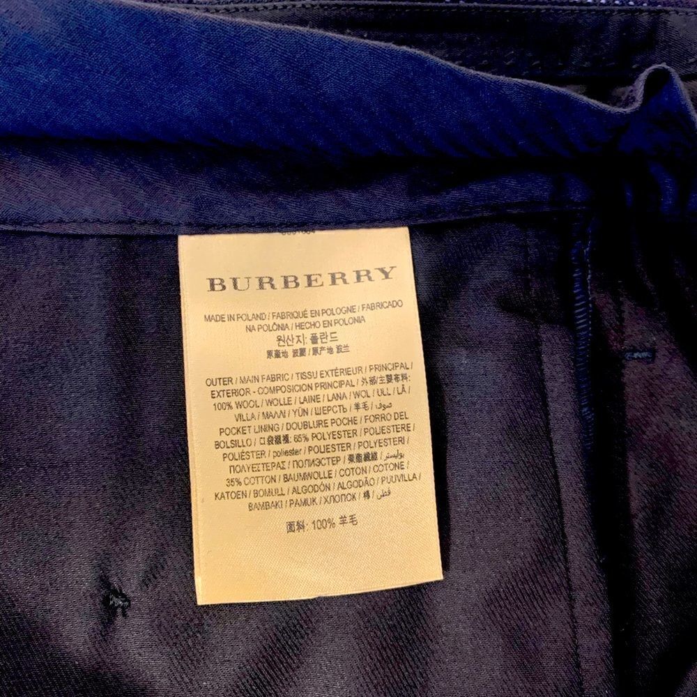 Burberry Women’s Bermuda shorts 100% wool size 2, NWT - Picture 4 of 11